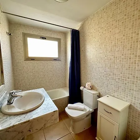 Apartamento Familiar En La Playa De Holiday home *